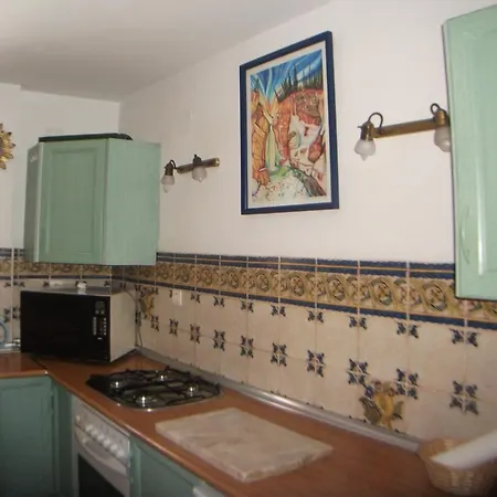 Casa Tia Maria, *